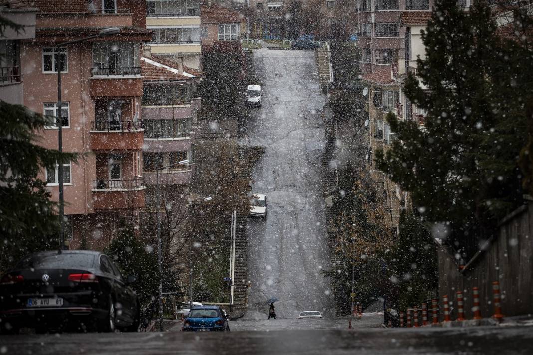 Lodos bitti, kar başladı... İşte kar yağışı olan iller 7