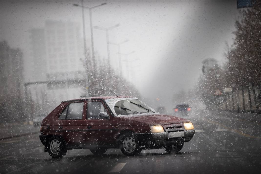 Lodos bitti, kar başladı... İşte kar yağışı olan iller 8