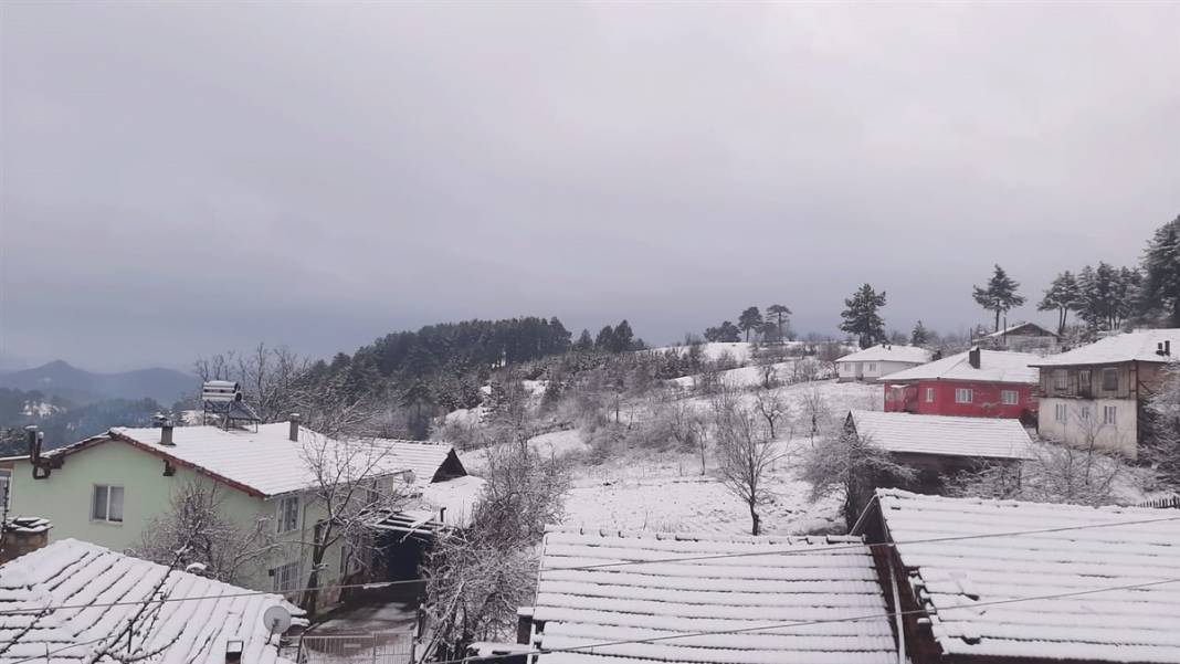 Lodos bitti, kar başladı... İşte kar yağışı olan iller 34