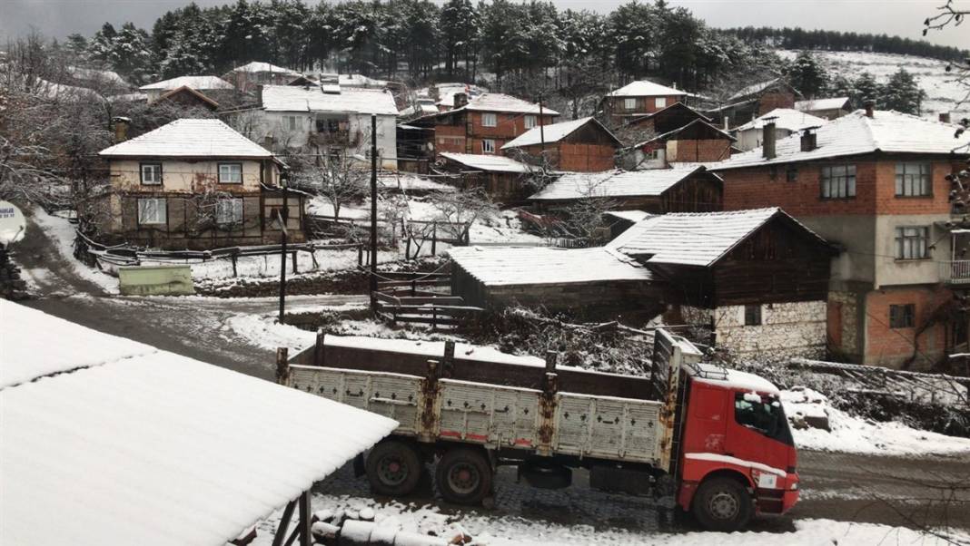 Lodos bitti, kar başladı... İşte kar yağışı olan iller 35