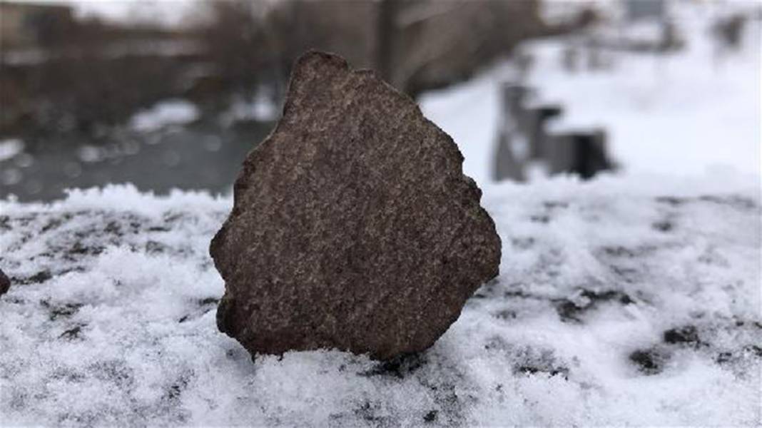 İçinde üç boyutlu gizli resimler bulunan taşların sırrı ne? 6