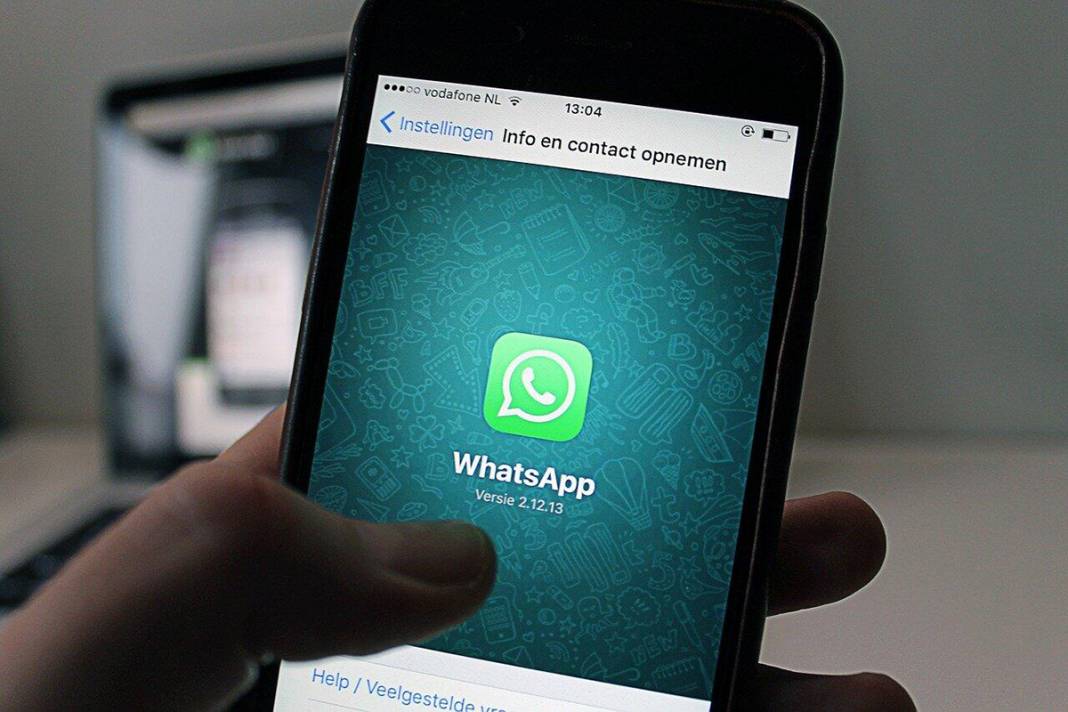 WhatsApp'ta yeni bir veri toplama yöntemi mi? Artık yüz tanıma ve parmak iziyle girilecek 7