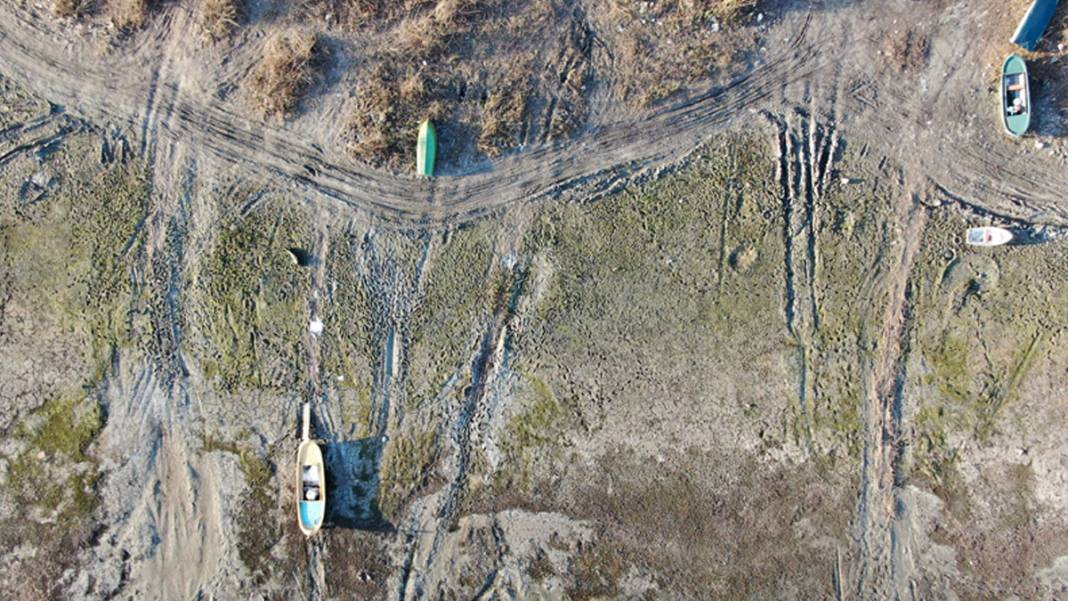 İstanbul'un su kaynakları alarm veriyor: Terkos Gölü 100 metre çekildi 3