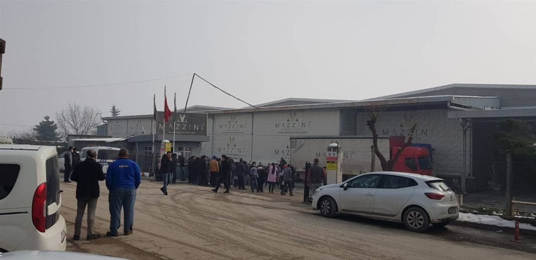 Bomba atılmış gibi! Fabrikada korkutan patlama 10