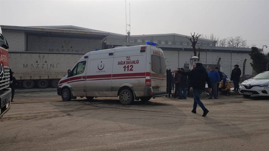 Bomba atılmış gibi! Fabrikada korkutan patlama 11