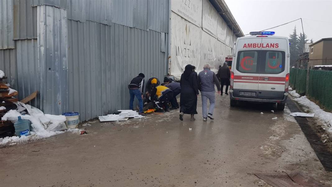 Bomba atılmış gibi! Fabrikada korkutan patlama 14