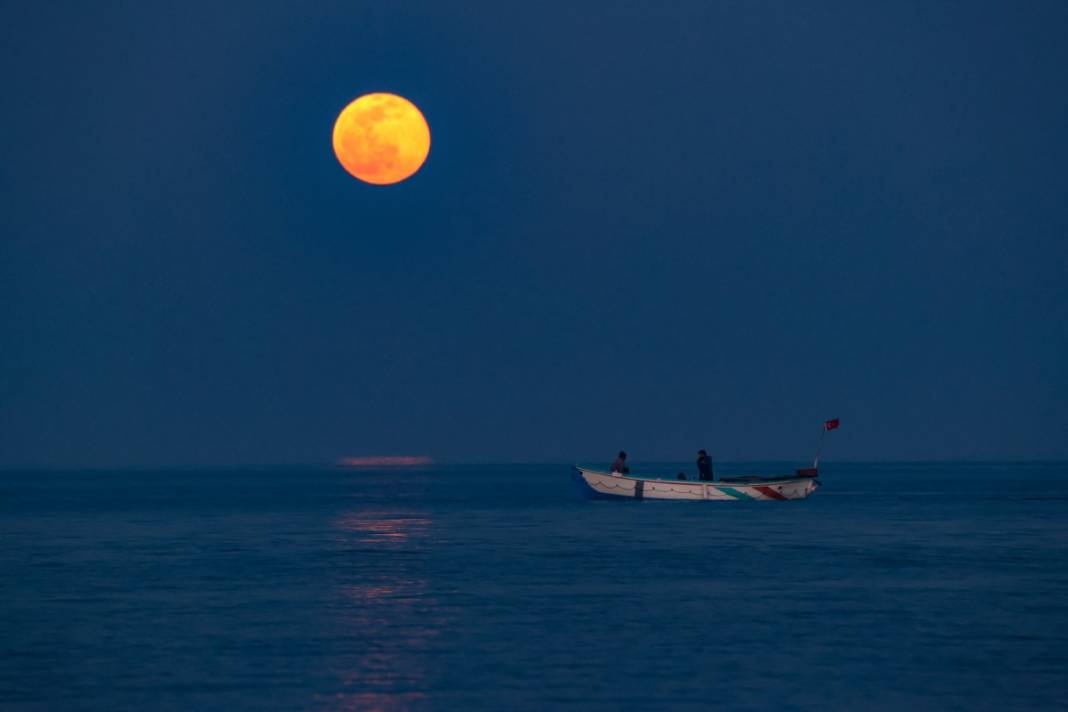 Yakamoz izleri... Görüntüler Van'dan 6