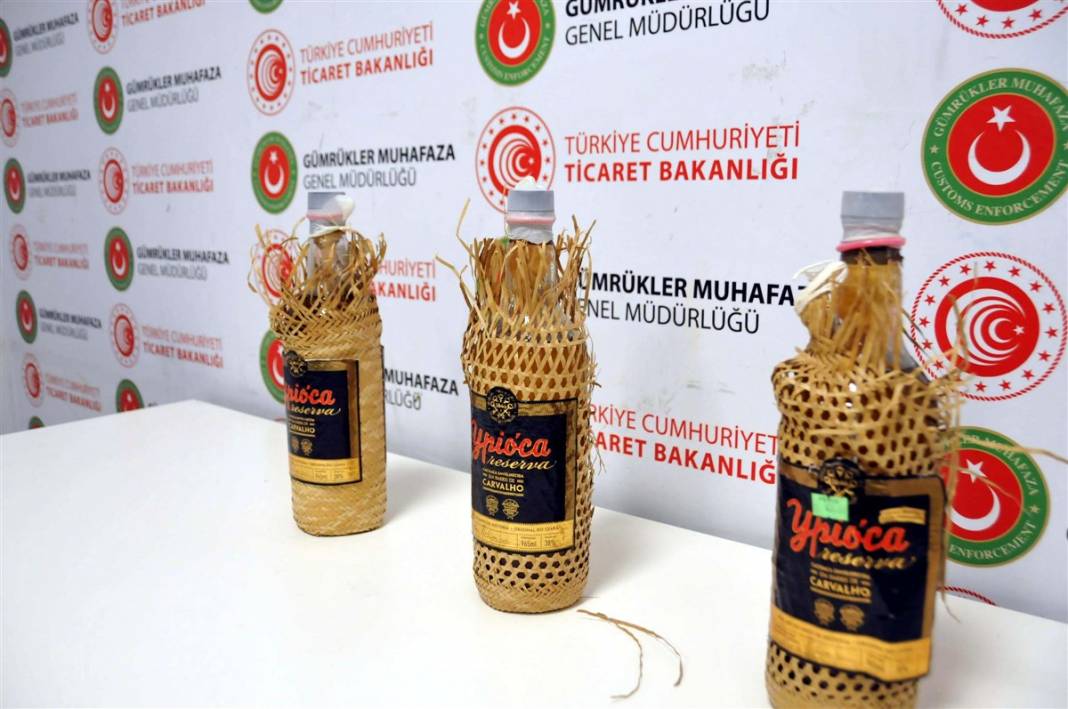 İçki şişesinden çıktı! Değeri 2.5 milyon lira 2