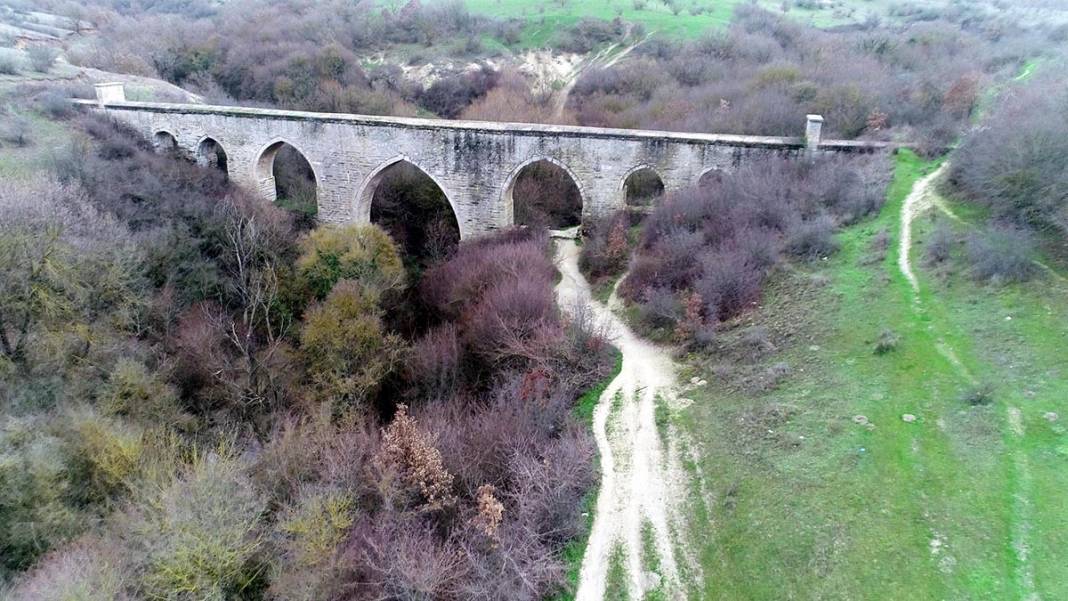 Mimar Sinan'ın 500 yıllık su kemerlerini kaçak kazılarla tahrip ettiler 1