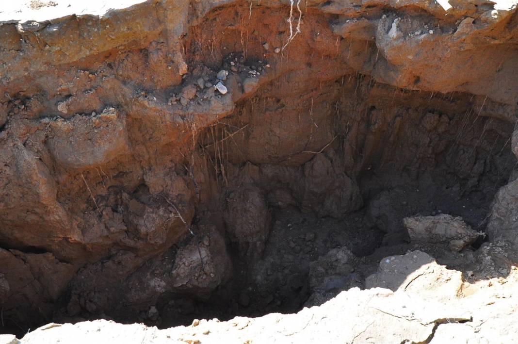 Deprem Araştırma ve Uygulama Merkezi tetikte! Selden sonra  üzüm bağları saniye saniye izleniyor 3