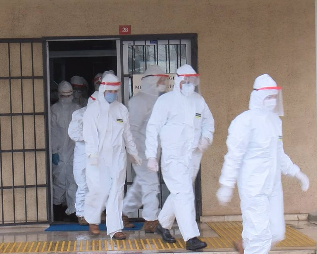 Filyasyon ekipleri teyakkuzda! Mutant virüs her şeyi değiştirdi 2