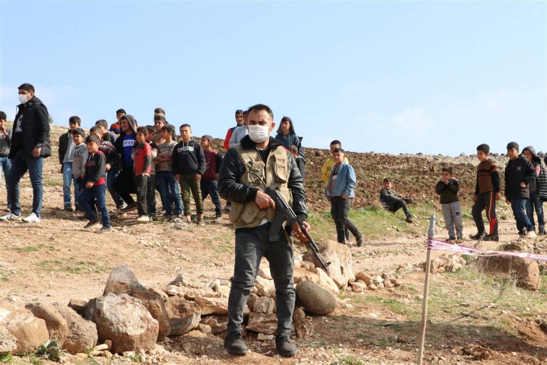Göbeklitepe'de bir gecede ortaya çıkan metal monolitte şaşırtan mesaj 17