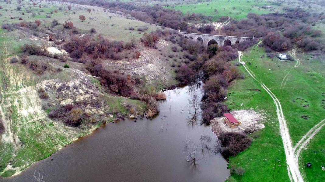 Mimar Sinan'ın 500 yıllık su kemerlerini kaçak kazılarla tahrip ettiler 9