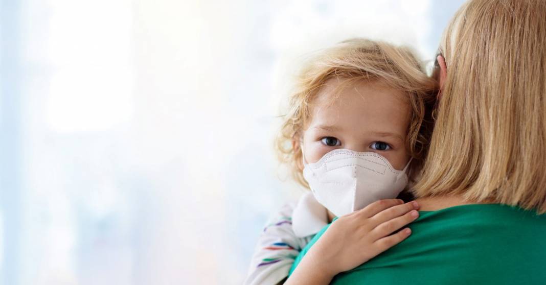 Yeni varyant çocuklara göz dikti! Servisler doldu... 13