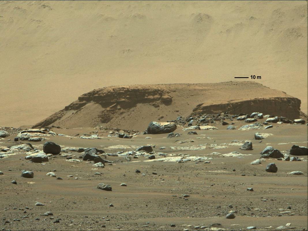 Mars'a teker izi düştü... İşte ilk test sonrası fotoğraflar 5