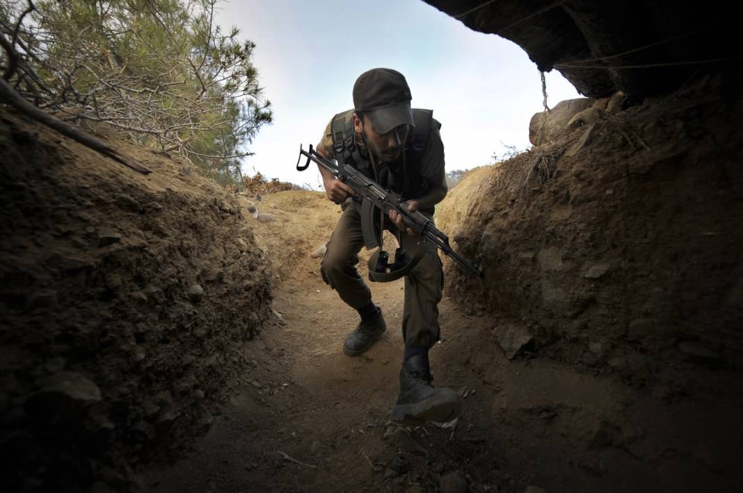 Ortadoğu'yu kavuran iç savaş! 10 yıl geçti, geride kan ve gözyaşı kaldı 9