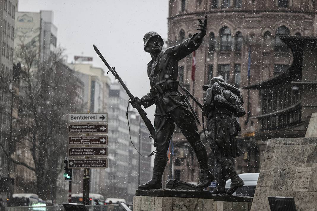 Beklenen kar yağışı başladı 1