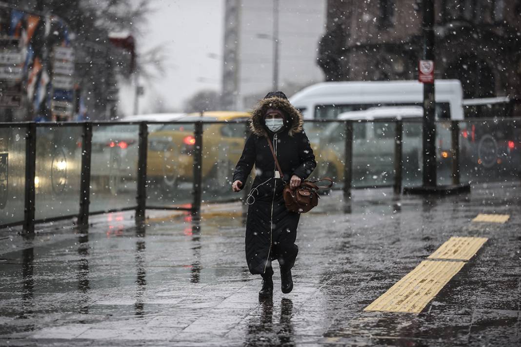 Beklenen kar yağışı başladı 11