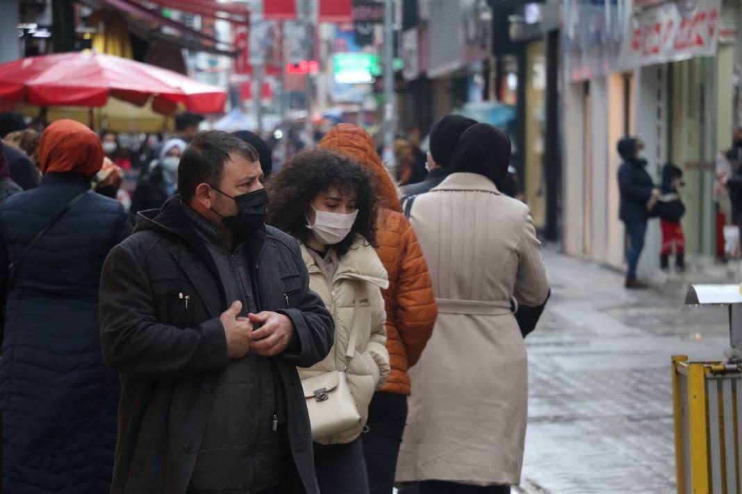 Şehir sürü bağışıklığına bırakıldı! Kırmızı ilde mutant virüs kabusu 6