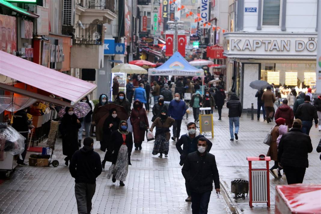 Şehir sürü bağışıklığına bırakıldı! Kırmızı ilde mutant virüs kabusu 11