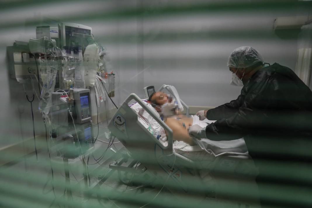 Uzmanlar 'asıl tehlike'yi açıkladı! Yoğun bakımlar teyakkuza geçti 10