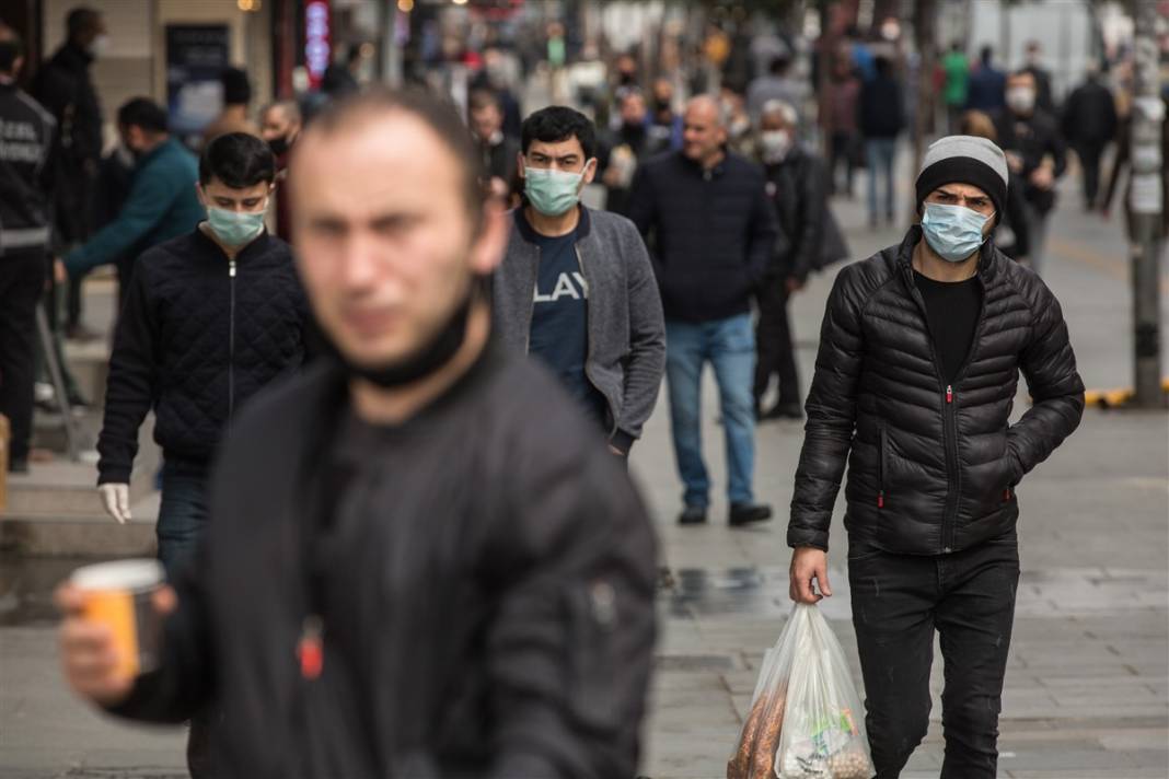 Dünya üçüncüsü Türkiye'yi pandemi de neler bekliyor? İşte olası senaryolar 15