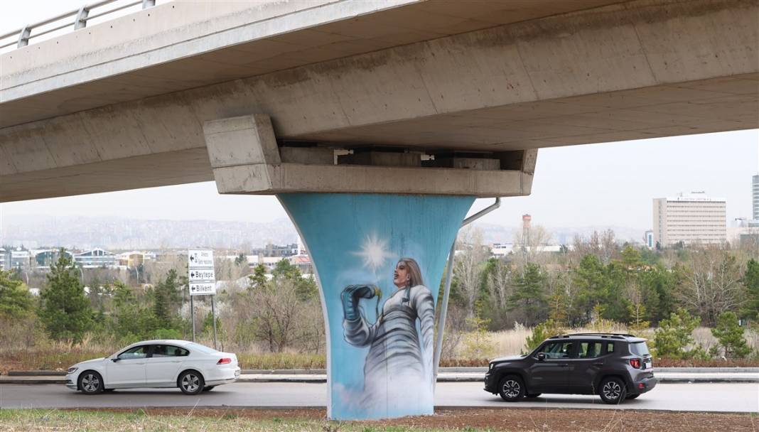Mansur Yavaş sosyal medyadan paylaştı! Sağlık çalışanlarına grafiti yolu 28