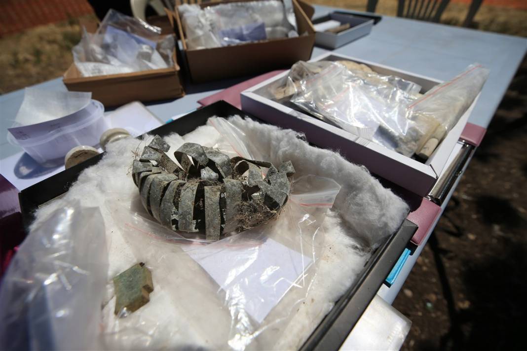 Antik kentte bulundu! Üzerinde dünyaca ünlü teknoloji firmasının ismi yazıyor 3