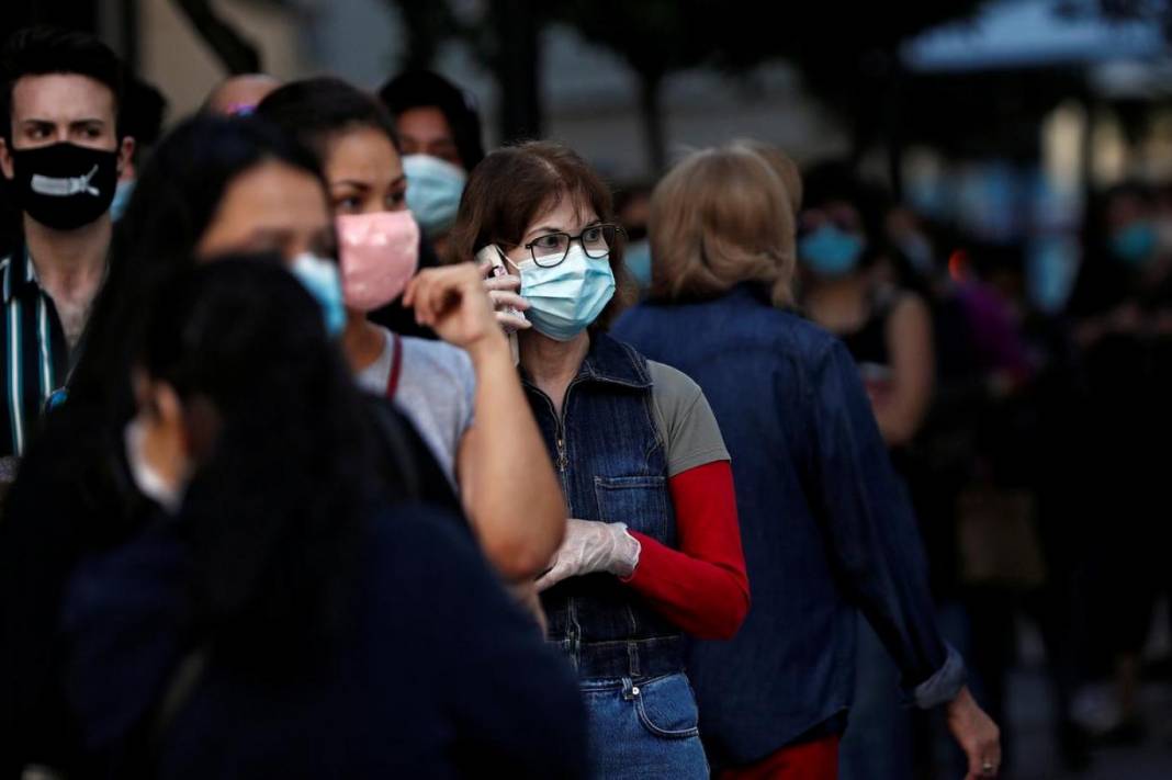 Dünya üçüncüsü Türkiye'yi pandemi de neler bekliyor? İşte olası senaryolar 26