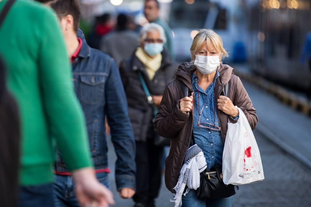 Dünya üçüncüsü Türkiye'yi pandemi de neler bekliyor? İşte olası senaryolar 3