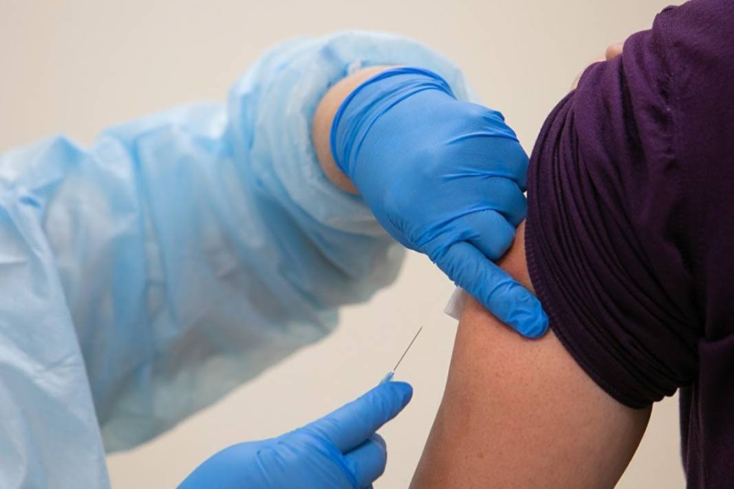 Uzmanlardan 'sil baştan' uyarısı! Aşı olanların yeniden aşı olması gerekebilir 4