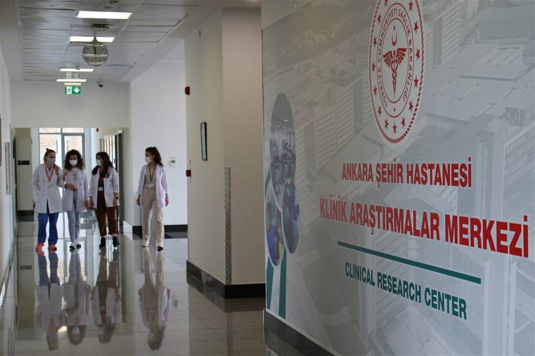 Türkiye'nin en büyük ve en kapsamlısı... İşte yerli aşının üretileceği klinik 14
