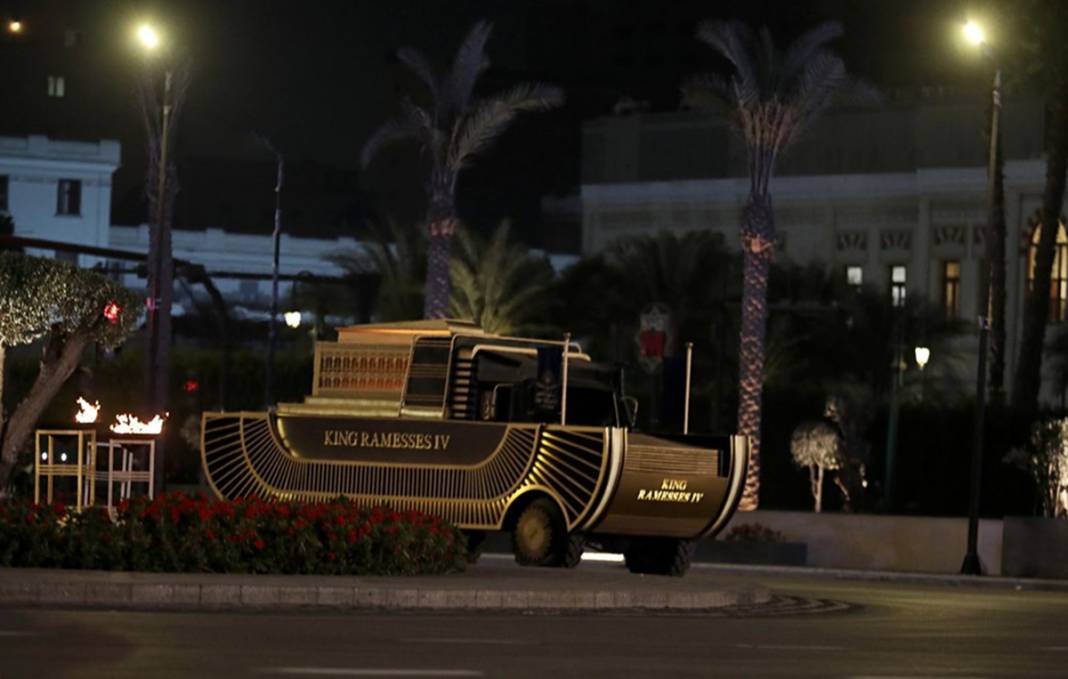 400 televizyon kanalı canlı yayınladı! Firavunların Altın Geçidi 10