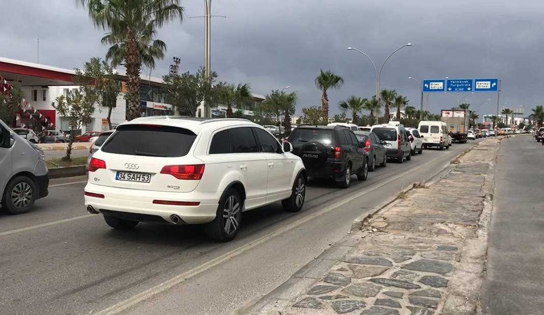 Tam kapanma öncesi Bodrum'da yoğunluk arttı 10