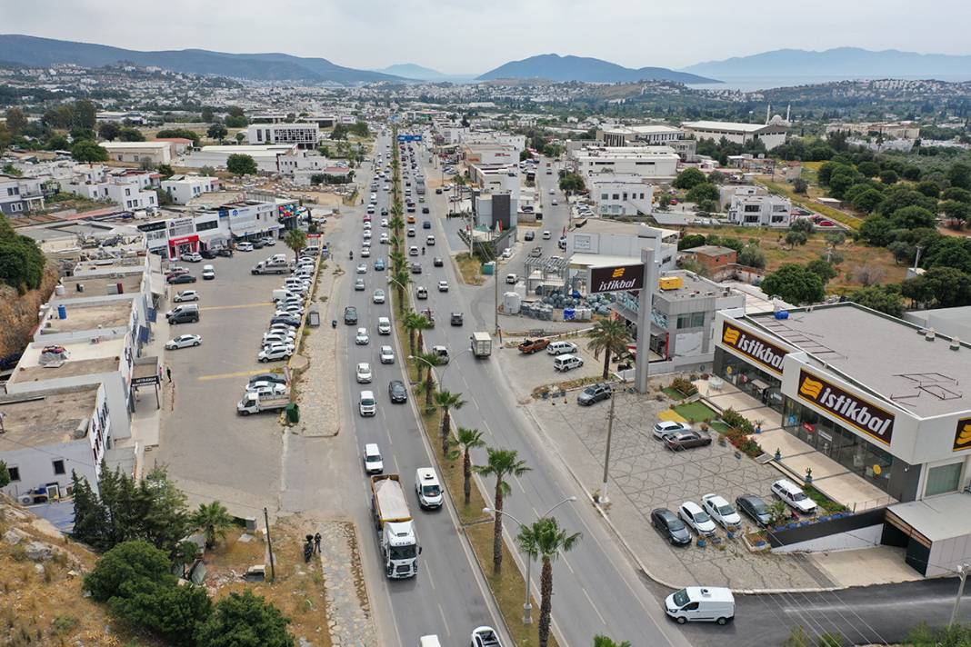 Tam kapanma öncesi Bodrum'da yoğunluk arttı 9