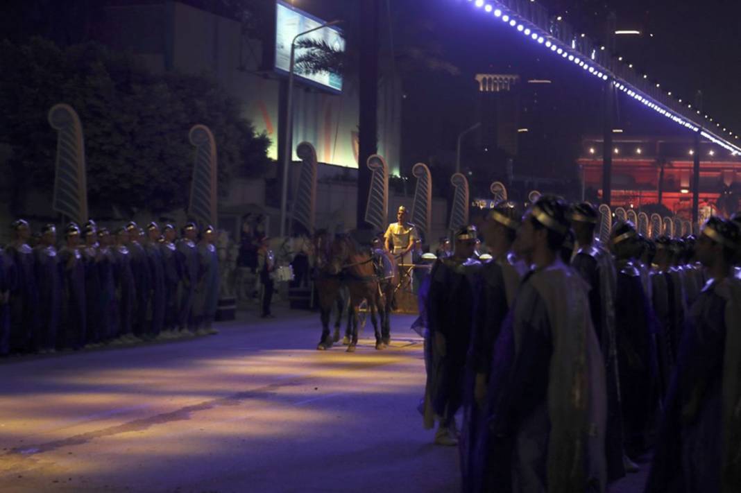 400 televizyon kanalı canlı yayınladı! Firavunların Altın Geçidi 6