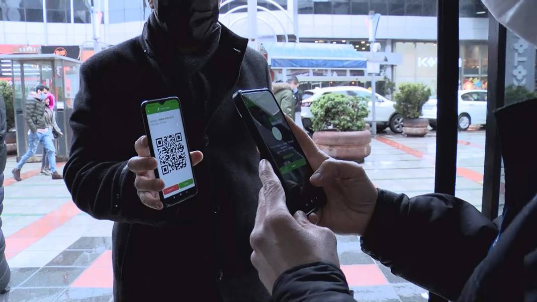 HES kodunda akılalmaz sahtekarlık! Pozitif çıkanlar sokakta böyle dolaşıyor 4