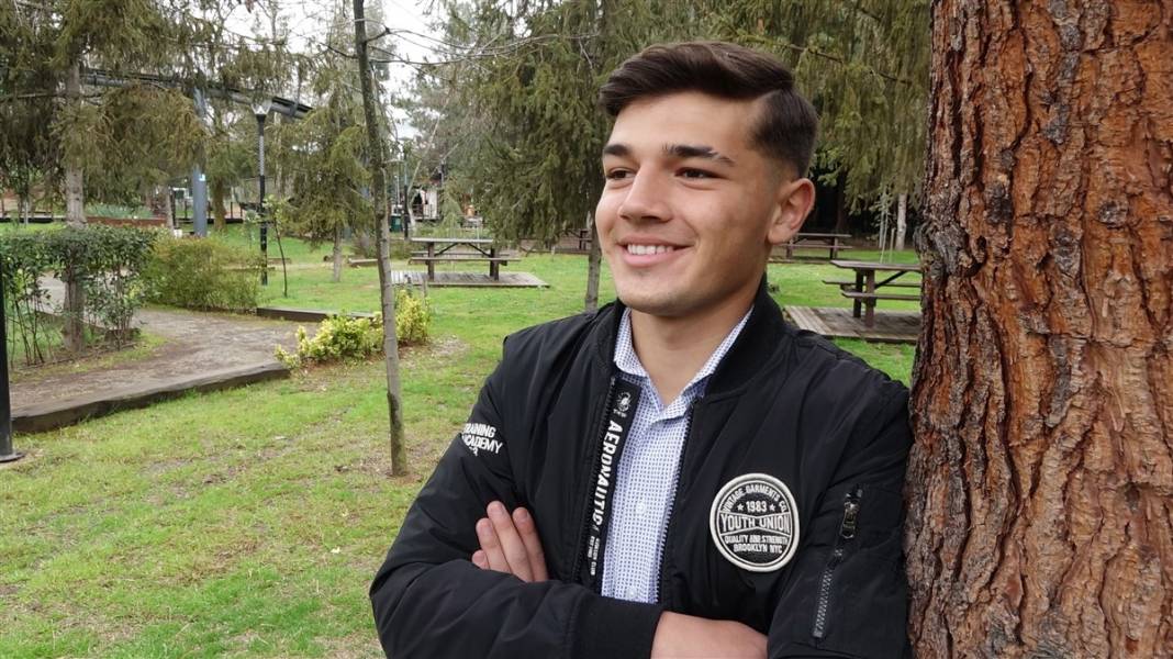 Milyonlarca yüz arasından seçildi! Trabzonsporlu Mert ABD yolcusu 2