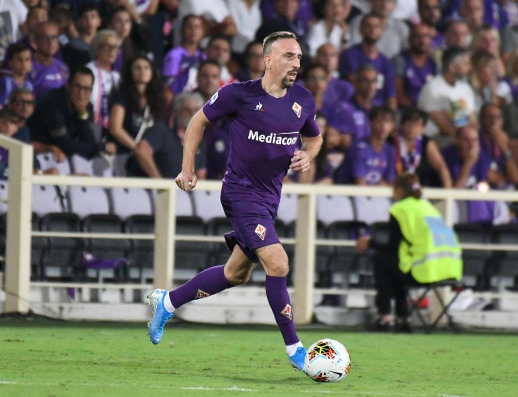 Yaşa göre en değerli futbolcular belli oldu 23