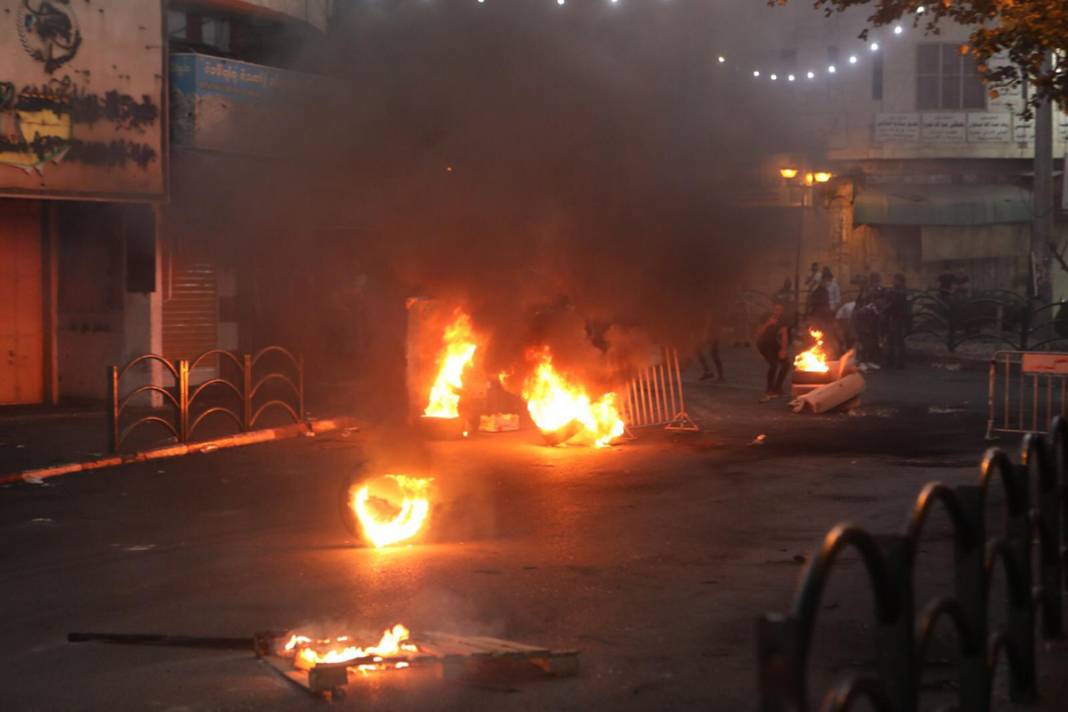 El Halil'de Gazze protestosu 2