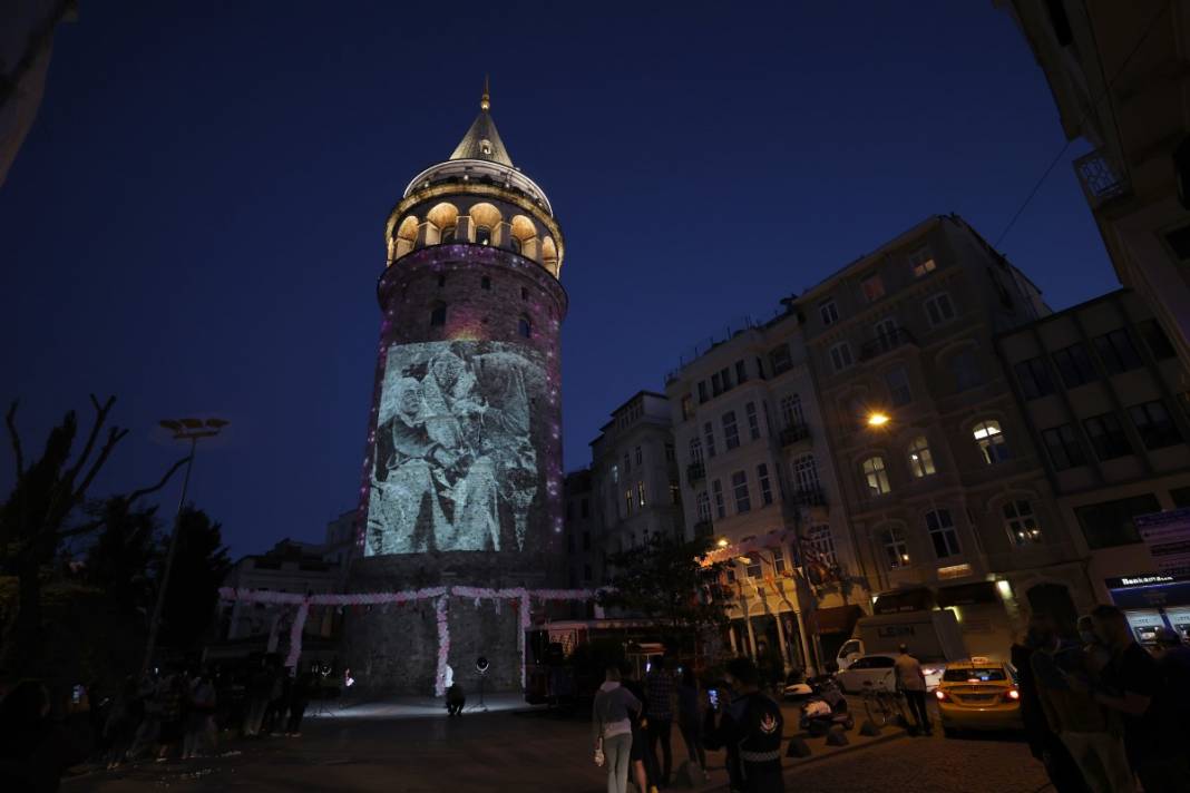 Galata'da Anneler Günü sürprizi: Kahramanları doğuranlar unutulmadı 23