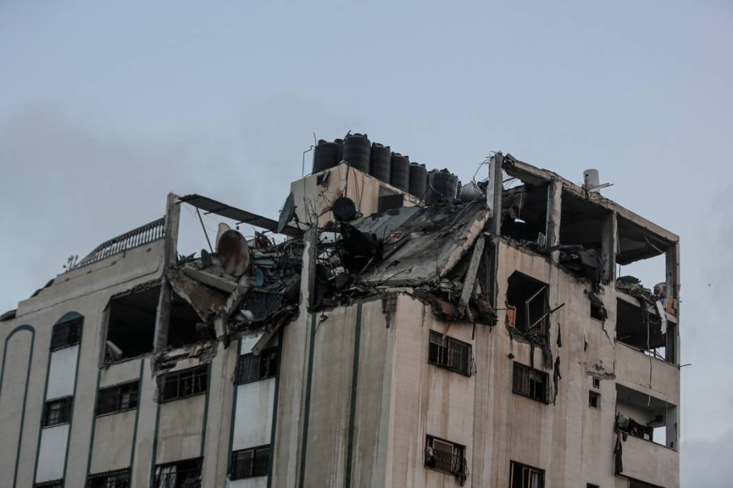 İsrail ordusu Gazze'yi yerle bir etti: Bombardıman sonrası çarpıcı fotoğraflar 17