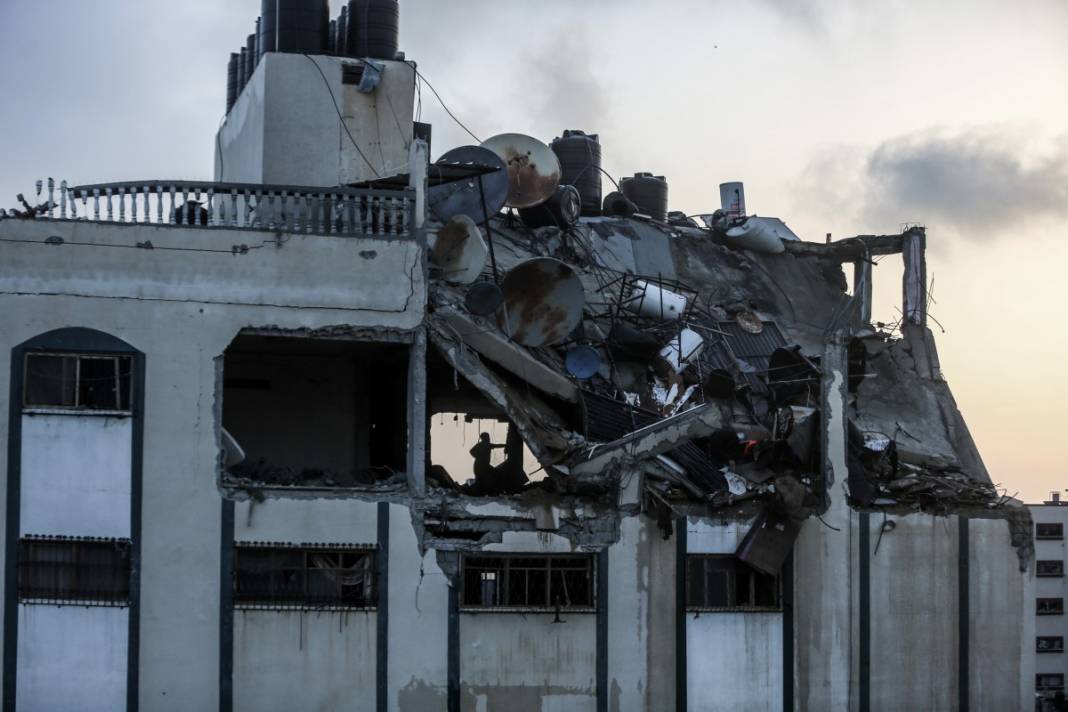 İsrail ordusu Gazze'yi yerle bir etti: Bombardıman sonrası çarpıcı fotoğraflar 24