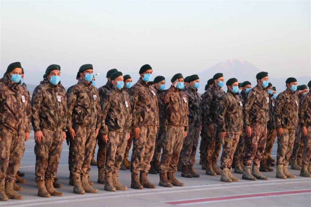 Ağrı şehidi memleketine uğurlandı 6