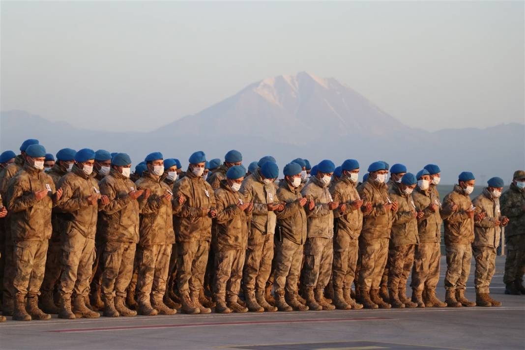 Ağrı şehidi memleketine uğurlandı 10