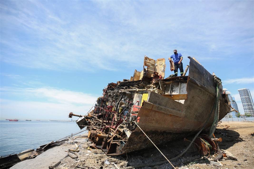 4 ayın ardından son parça da denizden çıkarıldı 7