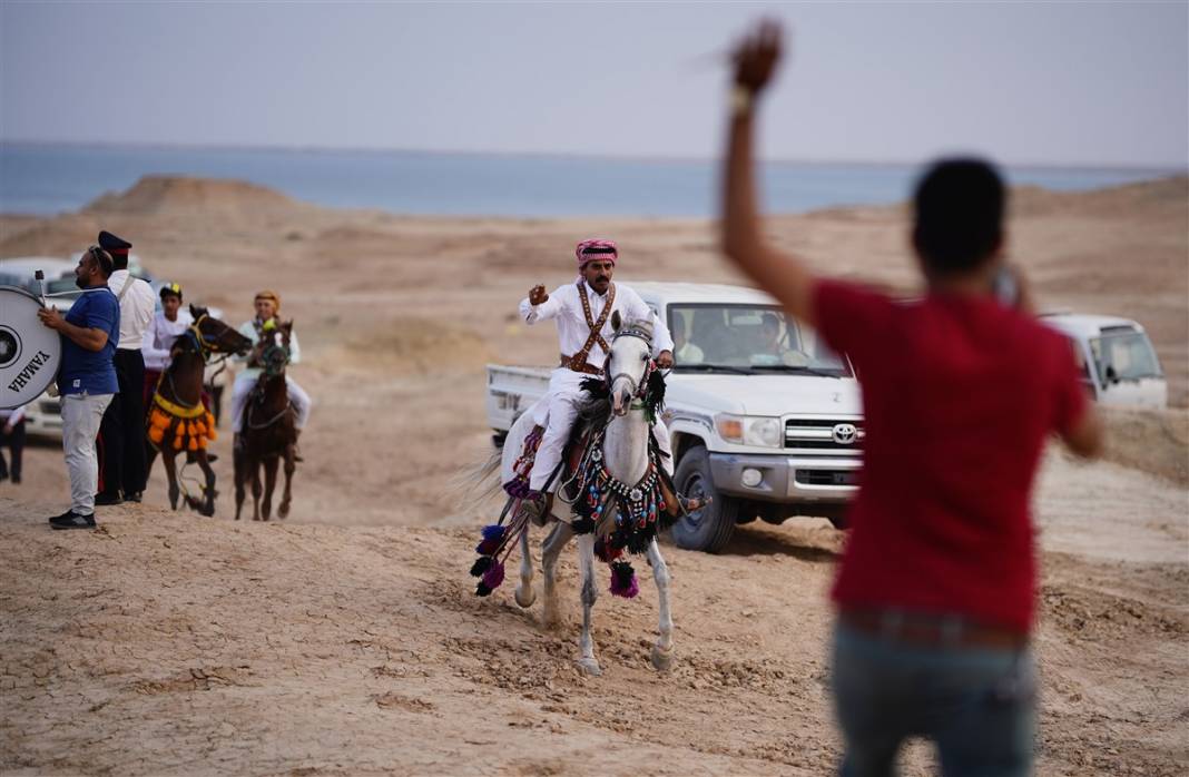 Burası çölün ortasındaki mucize! Görenler gözlerine inanamıyor 5