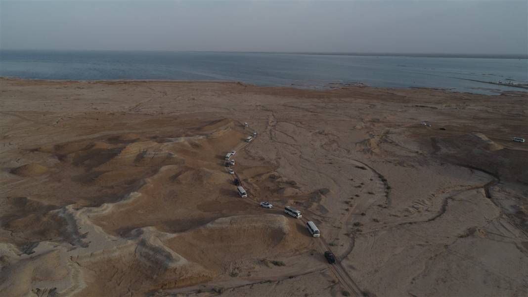 Burası çölün ortasındaki mucize! Görenler gözlerine inanamıyor 18