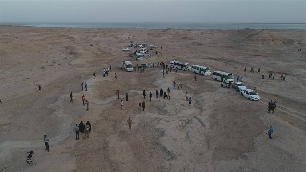 Burası çölün ortasındaki mucize! Görenler gözlerine inanamıyor 19