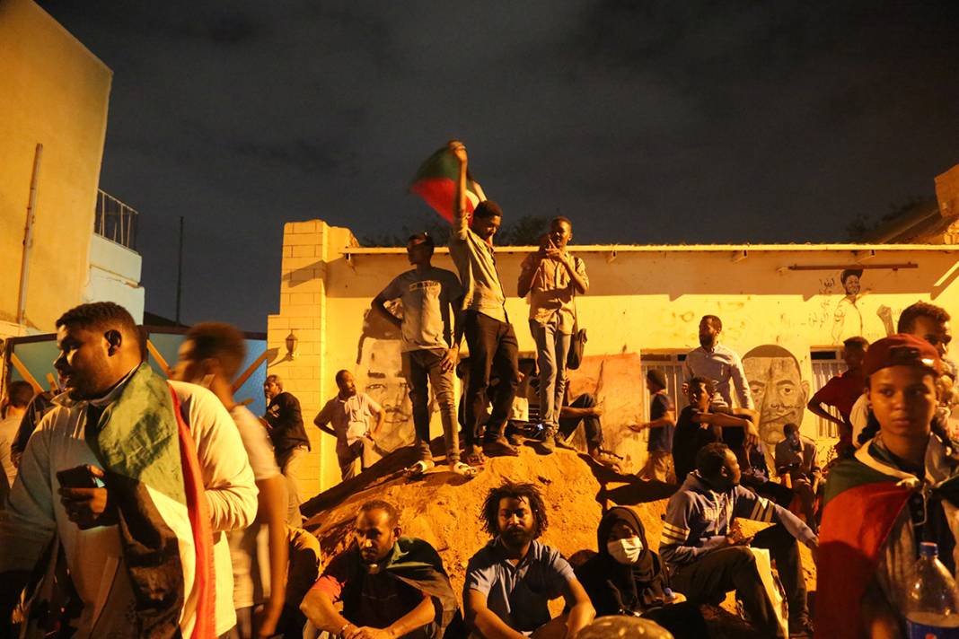 Sudan'daki protestoda 2 kişi hayatını kaybetti 3